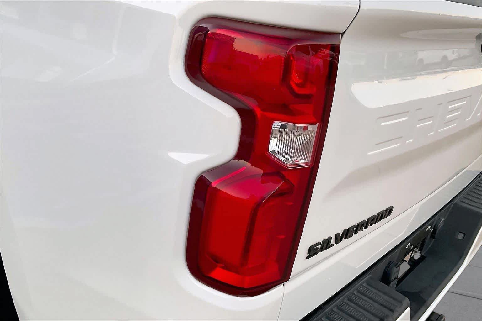Used 2022 Chevrolet Silverado 1500 RST AWD/4WD image 28
