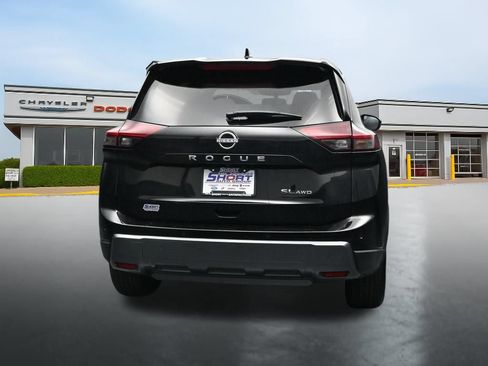 Used 2026 Nissan Rogue SL AWD/4WD image 4