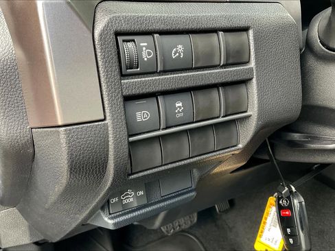 New 2025 Toyota Tacoma SR5 image 18