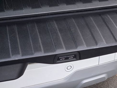 Used 2023 BMW X5 xDrive45e w/ Climate Comfort Package AWD/4WD image 21