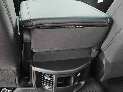 New 2026 RAM 2500 Tradesman AWD/4WD image 19