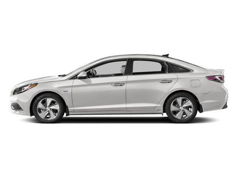Used 2017 Hyundai Sonata Limited w/ Ultimate Package 02 FWD image 3