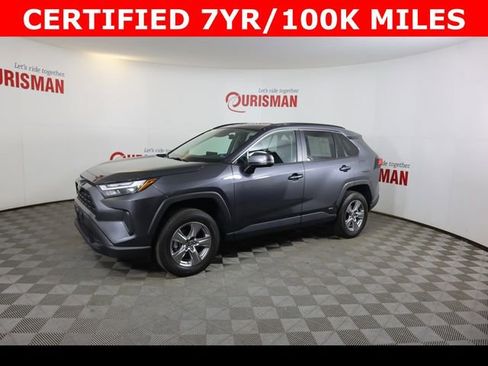 Used 2025 Toyota RAV4 XLE image 3