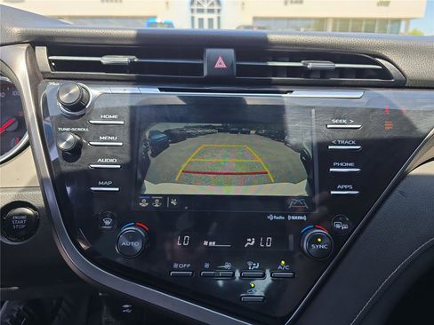 Used 2019 Toyota Camry XSE FWD image 27