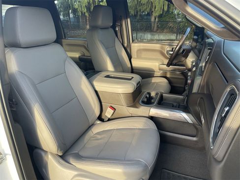 Used 2020 Chevrolet Silverado 2500 LTZ w/ LTZ Plus Package image 26