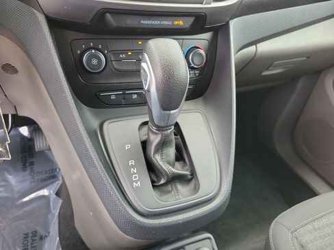Used 2022 Ford Transit Connect XLT FWD image 28