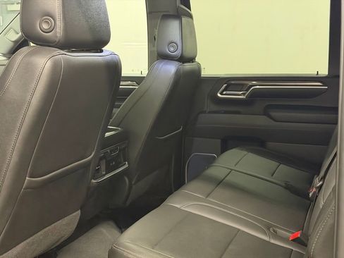 Certified 2024 Chevrolet Silverado 2500 LTZ w/ LTZ Premium Package image 33