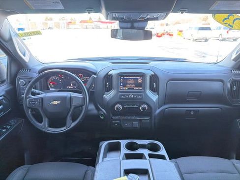 Used 2023 Chevrolet Silverado 1500 Custom image 14
