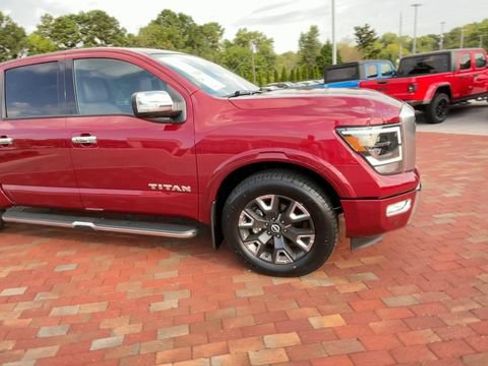 Used 2023 Nissan Titan Platinum Reserve w/ Moonroof Package RWD image 3
