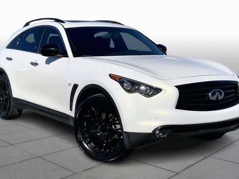 Used 2015 INFINITI QX70 AWD w/ Premium Package image 2