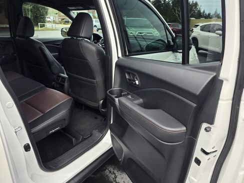 Certified 2023 Honda Ridgeline Black Edition image 11