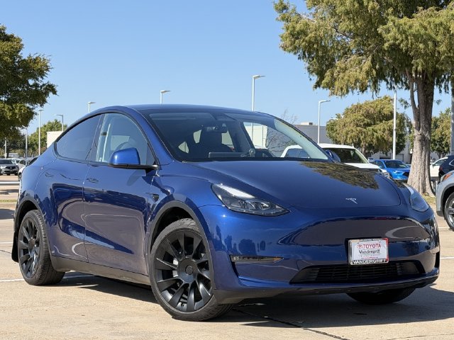 Used 2024 Tesla Model Y Long Range AWD/4WD image 2