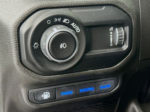 Used 2023 Jeep Wrangler Unlimited Rubicon 4xe w/ Steel Bumper Group AWD/4WD image 16