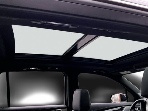 Used 2022 Cadillac XT6 Premium Luxury w/ Technology Package image 16