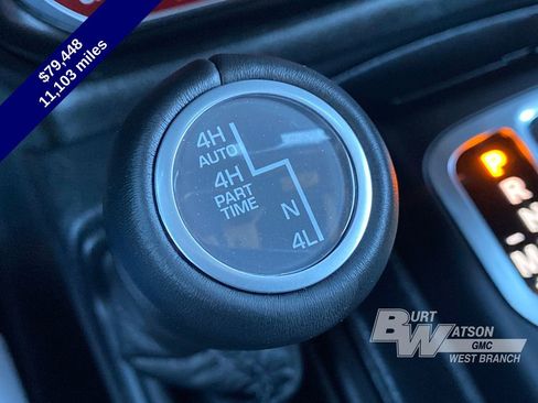 Used 2025 Jeep Wrangler Unlimited Rubicon 392 AWD/4WD image 30