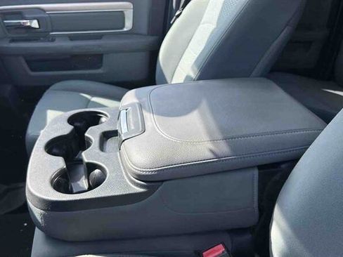 Used 2016 RAM 1500 Classic SLT AWD/4WD image 21