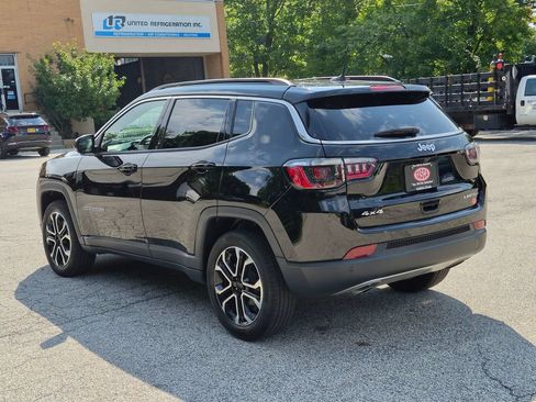 Used 2023 Jeep Compass Limited w/ Sun and Sound Group AWD/4WD image 7