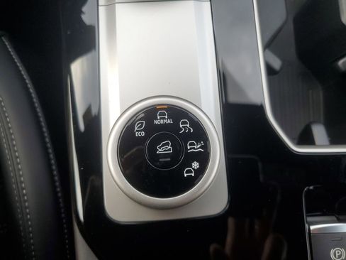 New 2026 Mitsubishi Outlander LE FWD image 39