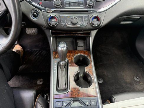Used 2014 Chevrolet Impala LTZ FWD image 22