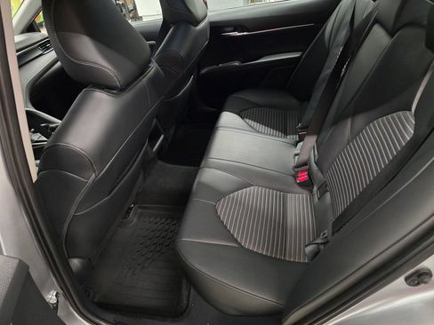 Used 2023 Toyota Camry SE FWD image 31