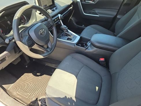 Used 2023 Toyota RAV4 XLE AWD/4WD image 18