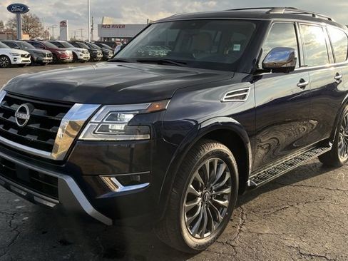 Used 2024 Nissan Armada Platinum w/ Captain's Chairs Package image 4