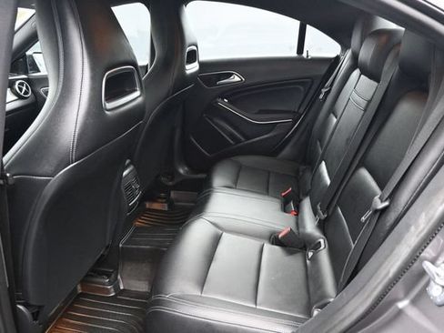 Used 2019 Mercedes-Benz CLA 250 image 8
