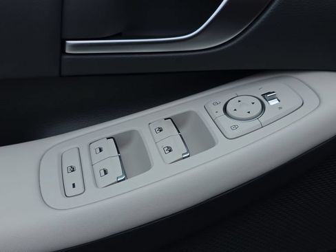 Certified 2026 Hyundai Sonata SEL FWD image 17