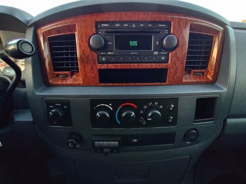 Used 2006 Dodge Ram 1500 Truck SLT w/ TRX4 Group AWD/4WD image 24