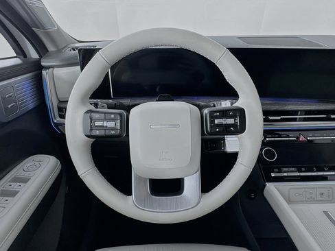 Used 2025 Hyundai Santa Fe Limited image 11