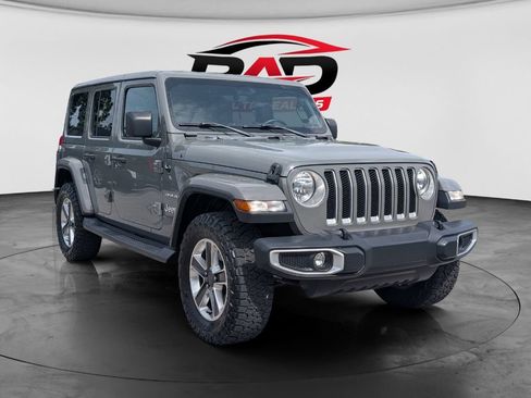 Used 2018 Jeep Wrangler Unlimited Sahara AWD/4WD image 1