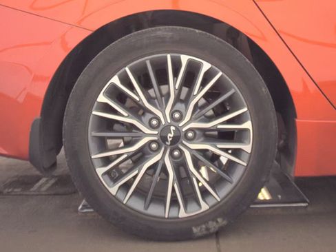 Used 2023 Kia Forte GT-Line w/ GT-Line Premium Package FWD image 19
