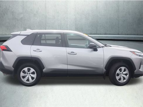 Used 2023 Toyota RAV4 LE AWD/4WD image 21