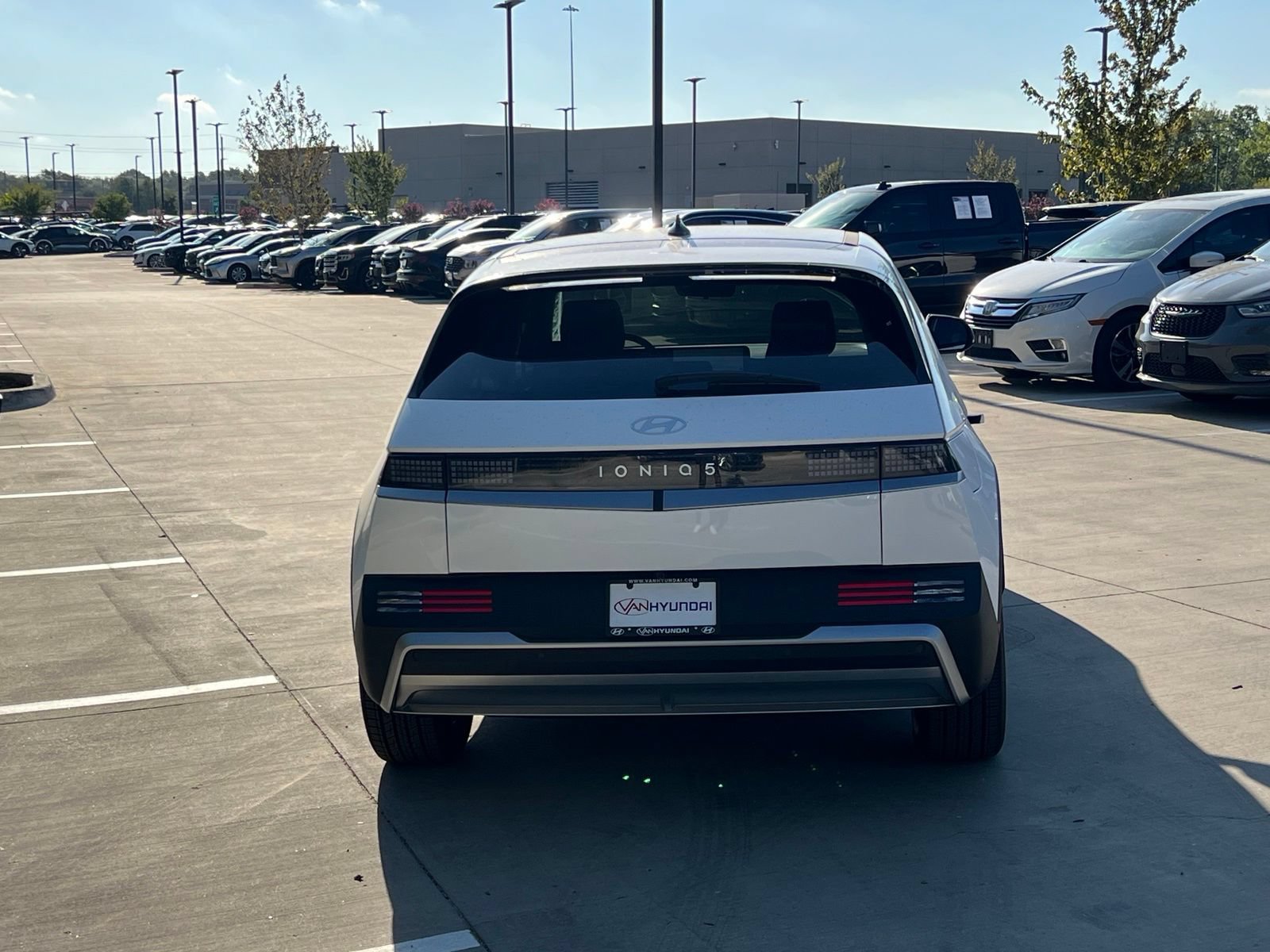 New 2027 Hyundai Ioniq 5 SE RWD image 10