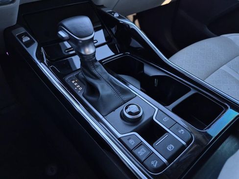 Used 2023 Kia Sorento SX image 23