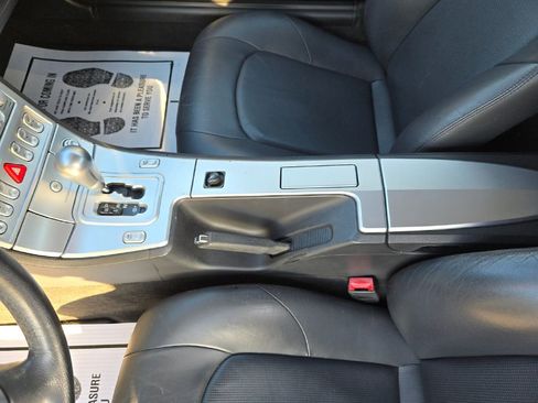 Used 2007 Chrysler Crossfire Limited RWD image 19