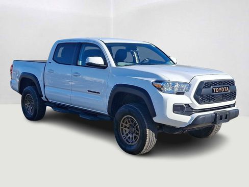 Certified 2023 Toyota Tacoma 4x4 Double Cab image 5