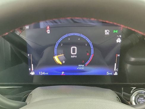 New 2026 Chevrolet Trax RS w/ Sunroof Package FWD image 25