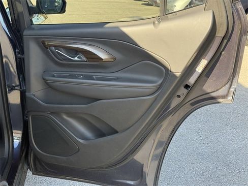 Used 2018 GMC Terrain Denali w/ Advanced Safety Package image 34