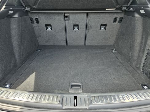 Certified 2026 Porsche Macan AWD/4WD image 31