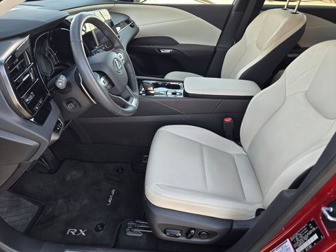 Used 2024 Lexus RX 350 FWD w/ Technology Package image 15