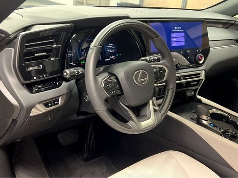 Certified 2026 Lexus RX 350h AWD/4WD image 39