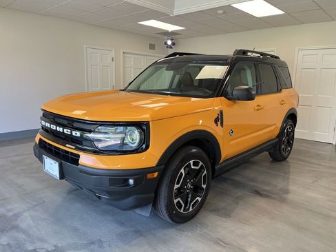 Used 2022 Ford Bronco Sport Outer Banks w/ Tech Package AWD/4WD image 4