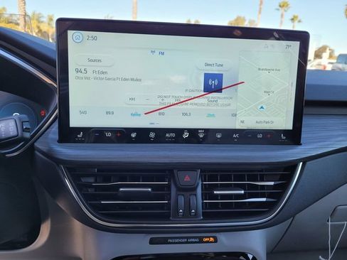 New 2025 Ford Escape SE w/ PHEV Premium Package FWD image 19