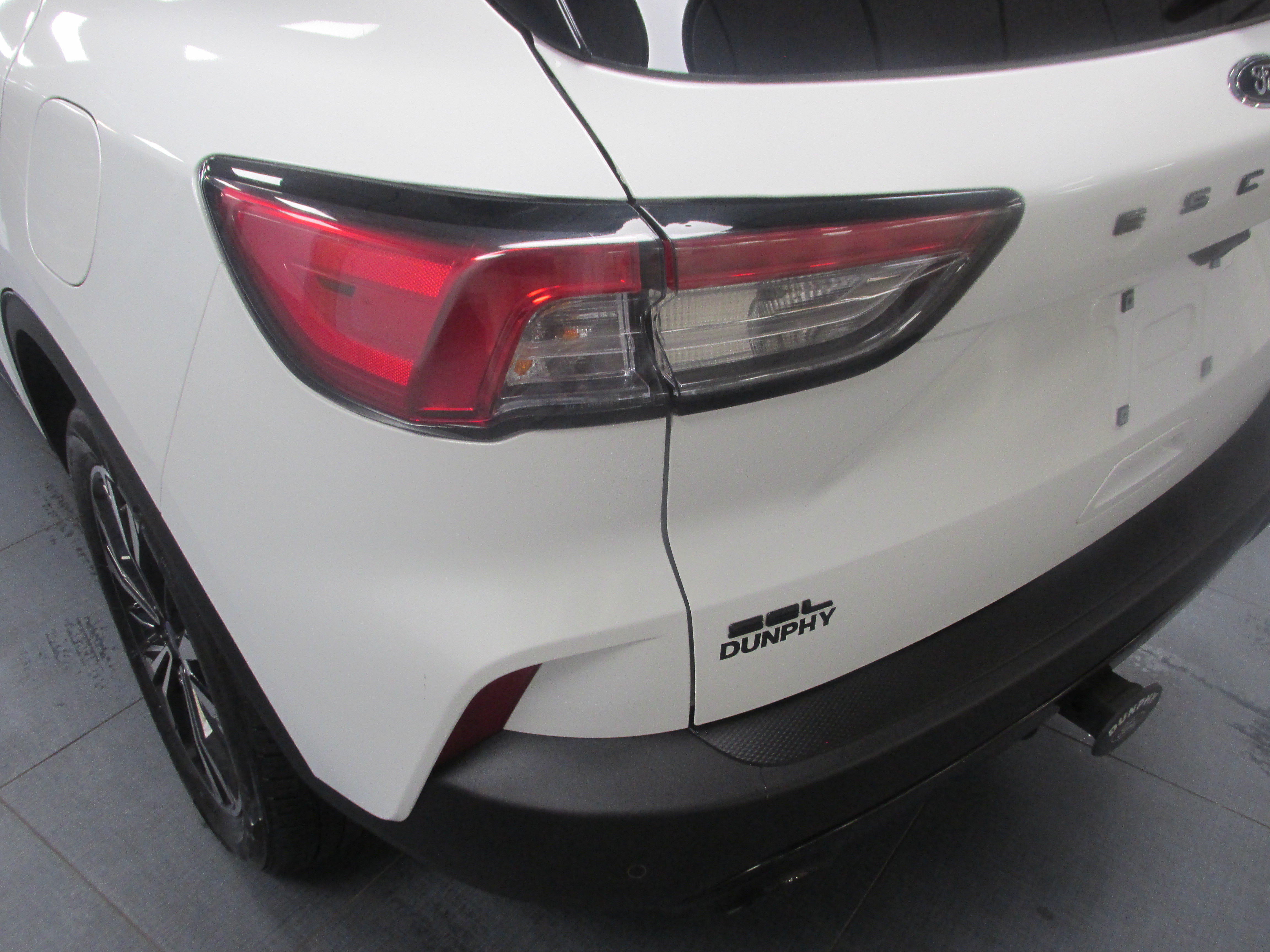 Used 2022 Ford Escape SEL w/ SEL Stealth AWD Package image 12