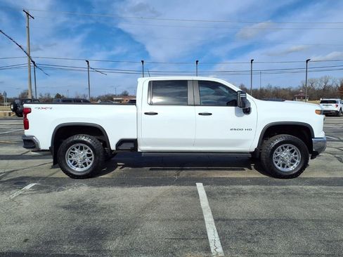 Used 2024 Chevrolet Silverado 2500 W/T w/ WT Fleet Convenience Package image 8