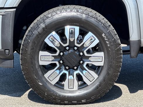 New 2025 GMC Sierra 2500 Denali w/ Denali Reserve Package image 26