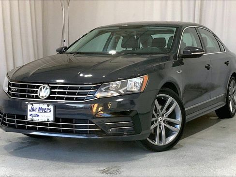 Used 2017 Volkswagen Passat 1.8T R-Line image 12