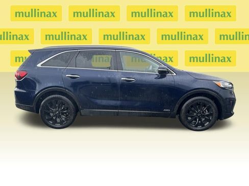Used 2020 Kia Sorento EX image 2