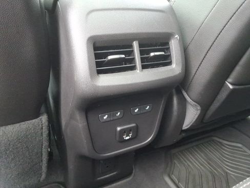 Certified 2024 GMC Terrain Denali w/ Denali Premium Package AWD/4WD image 19